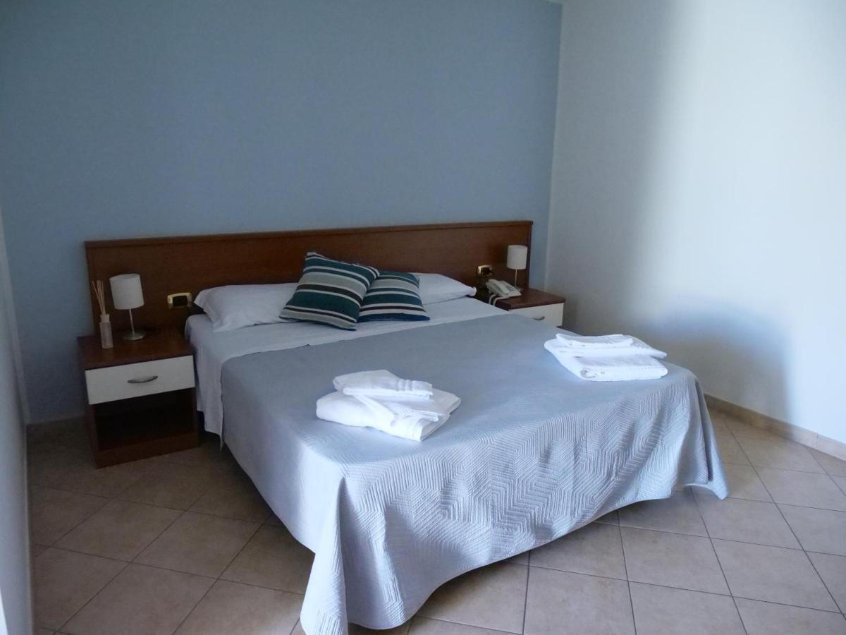 Grand Hostel Calabria Pietrapaola Εξωτερικό φωτογραφία