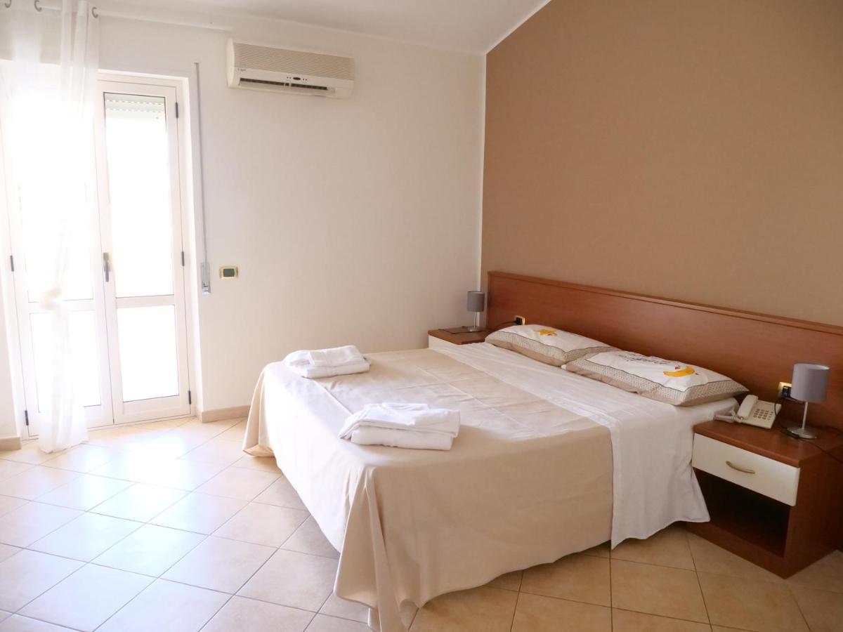 Grand Hostel Calabria Pietrapaola Εξωτερικό φωτογραφία